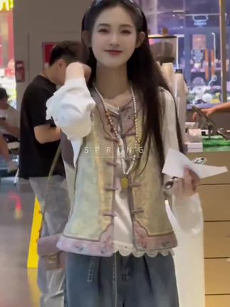 #新中式穿搭 #气质穿搭 #高级感穿搭 #谁穿谁好看