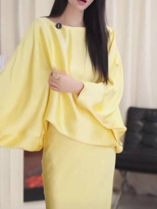 极真丝蝙蝠袖半裙套装 #夏季干净风穿搭 #毫不费力地打开初秋穿搭 #穿搭 #夏季穿搭 #高级感穿搭