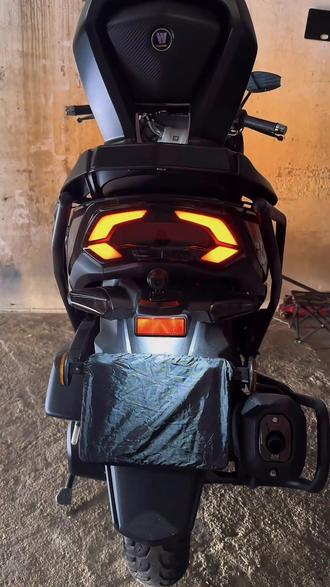 uhr如何升级尾灯模块#豪爵 #uhr150 #煌清驿站俱乐部 #维修保养 #车灯升级