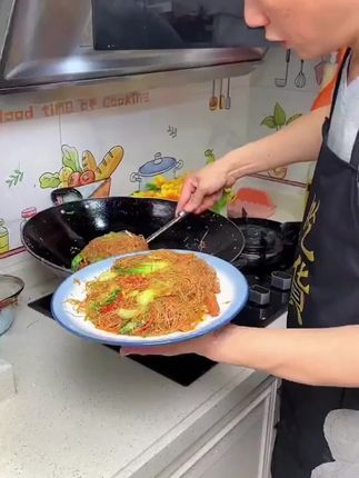 #炒米粉 #米粉的家常做法 #美食