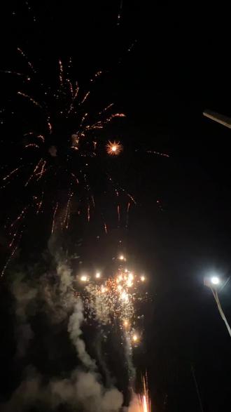 此视频拍摄于2026年2月14日,还有1天跨年#烟花 #请你看烟花 #新年烟花 #烟花秀