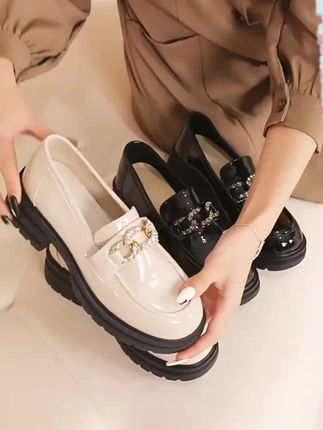 #时尚美鞋 达芙妮复古英伦风厚底乐福鞋#女鞋推荐 #厚底鞋 #上脚舒适 #好穿不累脚