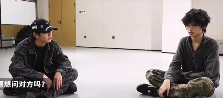 全程高能!如此权威的情人节
#豚馒#王橹杰#穆祉丞#情人节