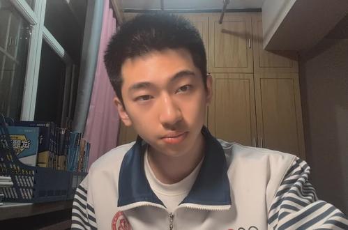 何时葡萄才熟透,你要静候再静候(献给高三迷茫的我们)#高考#青春#努力