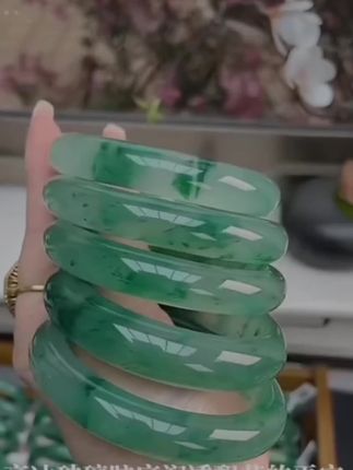 中巴友谊(星光小飞)时尚百搭改运旺夫美人镯。#无限回购的宝藏单品 #饰品 #好物推荐🔥