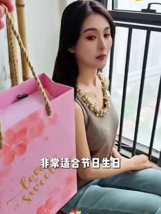#好物推荐🔥 #强烈推荐 #懒人必备 #每日分享 #礼物推荐 送女朋友老婆礼物暖腹宝缓解家用大姨妈神器暖宫暖宫护腰带