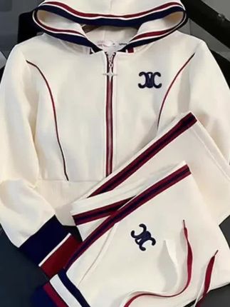 休闲运动服套装女2025春秋新款刺绣卫衣直筒裤洋气减龄两件套9018#爆款热卖中 #谁穿谁好看不分年龄段 #显瘦穿搭时尚女装 #每日分享