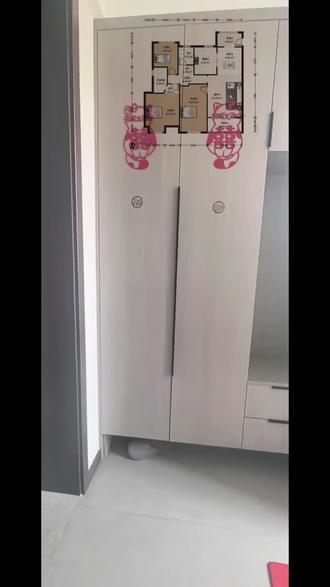谁懂啊!在吴江太湖新城挖到宝🏡
湾上风华真的把便利和舒适拿捏了~
- 地铁口500米🚇 4号线苏州湾东站,通勤超省心
- 吾悦广场+万象汇🛍️ 600米双商圈,吃喝玩乐下楼即达
- 15年一站式教育🎒 幼儿园/小学/中学全在家门口,接送超方便
- 户型方正通透 115㎡刚需改善三房,双阳台采光绝了
小区绿化超赞,物业贴心,居住感拉满💯
刚需自住、年轻家庭闭眼冲~
#苏州湾买房 #湾上风华 #吴江房产 #苏