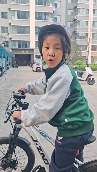 带你一镜到底去汾阳“赛里木湖”—花枝水库!