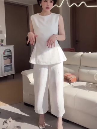 #气质穿搭 天丝亚麻简约夏季两件套装通勤休闲风时尚背心上衣极简风九分裤#精致女人必备 #高级感穿搭 #显瘦显高显气质 #时尚穿搭