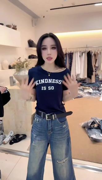 夏季新款美式字母印花露肩百搭显瘦短袖T恤女 #夏季穿搭#显瘦穿搭#强烈推荐#谁穿谁好看