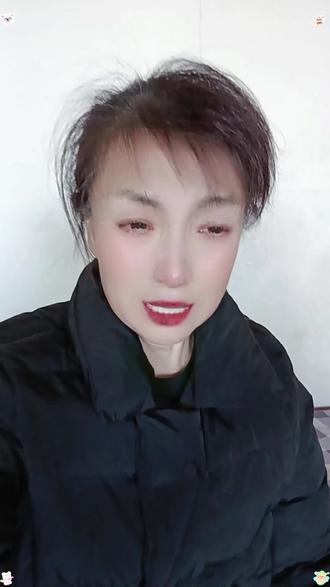 今天刷到了这段视频,听的我扎心,不由自主的泪流满面……