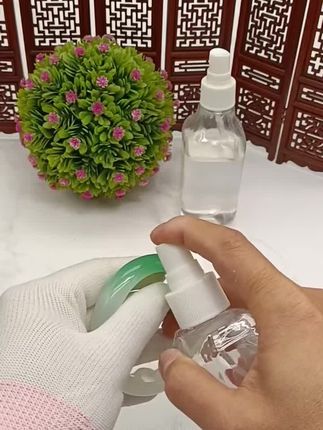 白茶油玉石文玩专用油保养油田玉岫玉南红珊瑚砗磲保养油#白茶油 #玉石保养油 #文玩油 #文玩 #玉石文玩