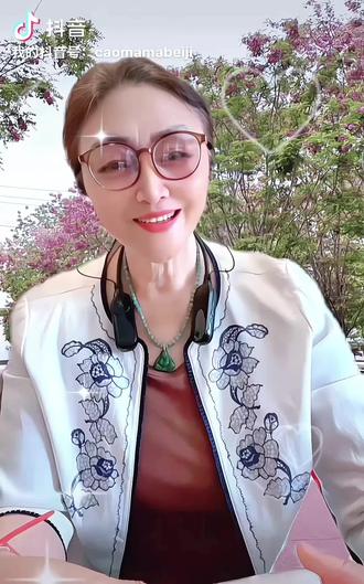 分散压力床垫 聚散学家分散压力床垫,通过可移动颗粒物填充凹陷处,分散隆凸处,使床垫自适应人体曲线,形成均匀受力面#分散压力床垫 #人体重力聚散平衡床垫