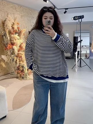 假两件拼接卫衣➕牛仔裤#岩心大码女装 #300斤大码私人搭配