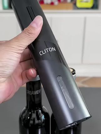 电动红酒开瓶器,家里备一套,需要时省时又省力!!#超实用 #红酒开瓶器 #家居好物