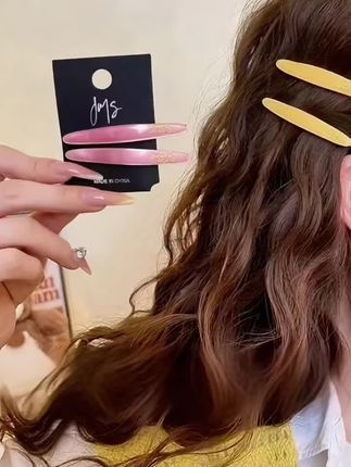 这个发夹也太好看了吧!简约设计,轻松提升气质✨#头饰发饰 #发饰分享 #提升气质小物#刘海夹 #碎发夹