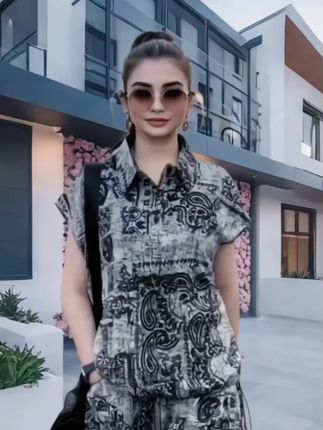 #夏装新款 #谁穿谁好看 #套装#高级感穿搭 #时尚洋气 #