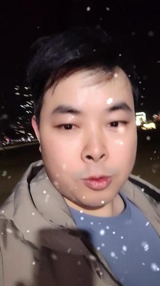 外部的消息慎重#股民交流 #尾盘买入法 #一夜持股法 #超短线战法 蓝色