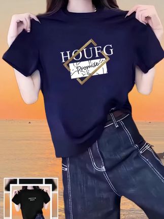 2025夏季新款正肩纯棉短袖T恤,藏青色低调显气质,百搭又洋气。轻薄透气,不闷不贴身,让你自在度过炎热夏天。正肩版型修饰肩线,轻松穿出好比例,无论是通勤、逛街还是出游,随手一搭都时髦有型。#谁穿谁好看 #减龄显瘦穿搭 #夏季穿搭 #百搭短袖 #面料柔软舒适