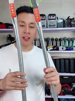 (拍一发二)玉米杆镰刀高粱大豆除草镰刀园林工#镰刀 #玉米镰刀 #农用镰刀