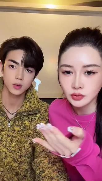 公主:假如他是你们的孩子,你们能接受吗?纳迪尔说话太搞笑了!😂#爱情#情感#恋爱的感觉 #盈公主#收腹裤女王盈公主