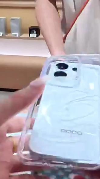 学生证太香!女大学生399拿下全新Reno16 #opporeno16 #opporeno16pro #reno16 #拍照手机 #学生手机