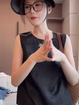 25新款100醋酸宽松气质红色无袖小衫