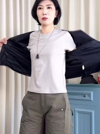 海宁皮衣女短款2025春秋新款修身显瘦百搭皮风衣皮外套#谁穿谁好看 #品质女装 #修身显瘦