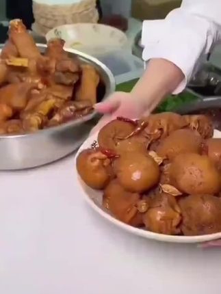 #肚包肉羊肉肠 #网红肚包肉 #肚包肉 #肚包肉大草原的特色美食 #内蒙古特色美食推荐