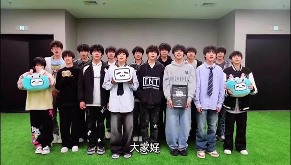 少年的故事告一段落,热爱永不谢幕 星期五练习生正式收官😭 #TF家族四代 #星期五练习生 #养成系