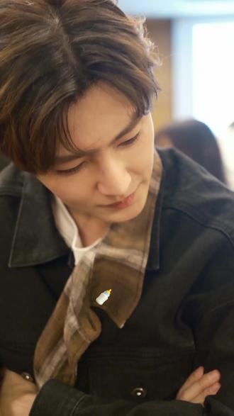 沉浸式观赏家猫美炎👀💕 #炎亚纶 #怼脸拍 #帅哥 #生图 #我的追星日记