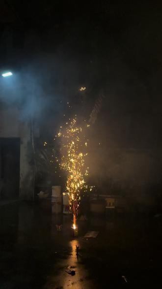 三分钟这个烟花好牛,20块放了200块的效果,录视频发现刚刚好三分钟一分不多一分不少……🥹