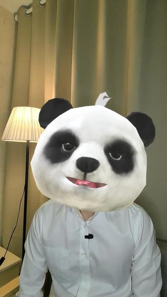 长沙外卖小哥拒绝被救老板娘股份,雷锋精神永存!#长沙外卖小哥 #外卖小哥救人 #冷库女老板