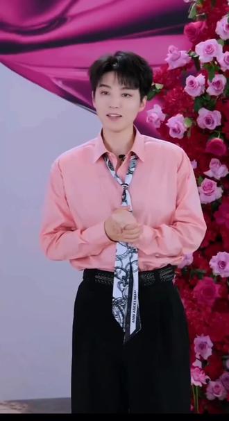 2026多多见面真的不是说说而已 #王俊凯 #王俊凯希思黎直播 #王俊凯希思黎首位全球品牌代言人 #王俊凯小螃蟹双向奔赴 #王俊凯让人心动的n个瞬间