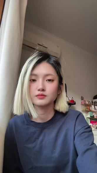 挖你的鼻孔喵喵 挖你的鼻孔喵喵#手势舞