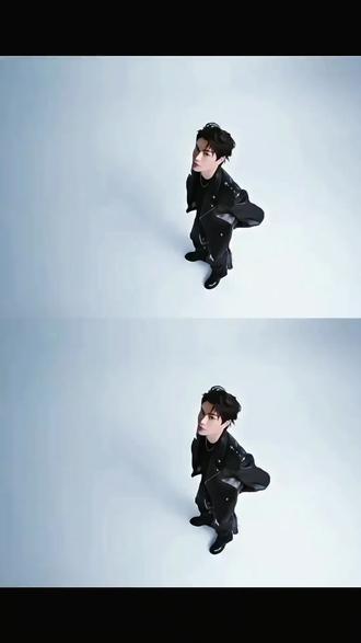 有这个实力的也只有你了 能得到各大品牌方独一份的宠爱 用实力证明 来时路纵然苦 但前路坦荡@丁禹兮#老凤祥品牌全球代言人#暴龙眼镜全球代言人#范思哲全球代言人