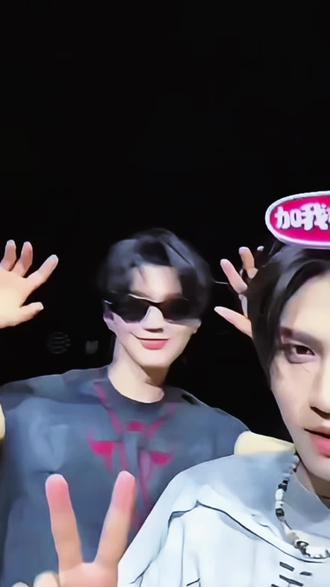 2026.2.27. 云熠双人直播完整字幕版
啊啊啊,彩排抽空给我们直播,太感动了,昨天还在群里说梦一个今天直播,这就梦想成真了,我们的家产也太好了,祝明天演唱会圆满成功!#云熠星河
#云旗郝熠然直播 #我担秒了全世界