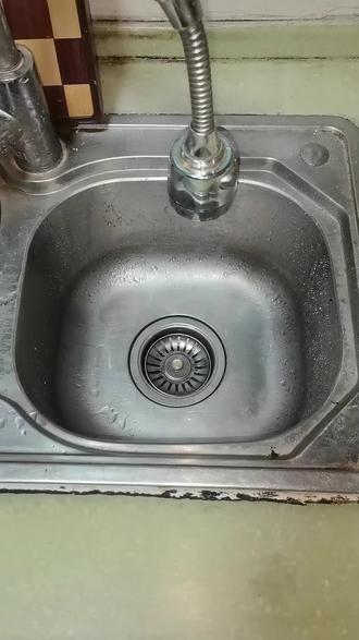 #纯手工自制美食分享 #教你做美食 #美食教程 #跟着抖音做美食 #美食
金黄透亮|家常干炸带鱼天花板!颜色鲜亮超有食欲,无腥超嫩,酥香入味,追剧下酒炫不停~
亮