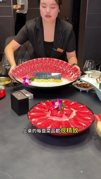 这辈子总要来趟德天吧!一人一锅的仪式感 他来了!#仪式感不能少 #这店环境太好了 #德天肥牛海鲜火锅 #跟着苏超逛吃江苏 #没有什么是一顿火锅解决不了