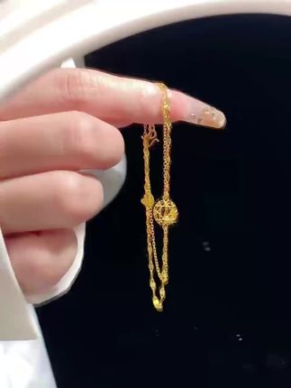 反复爱上莫比乌斯手链~真的是太好看了#中国黄金 #黄金 #黄金手链 #七夕