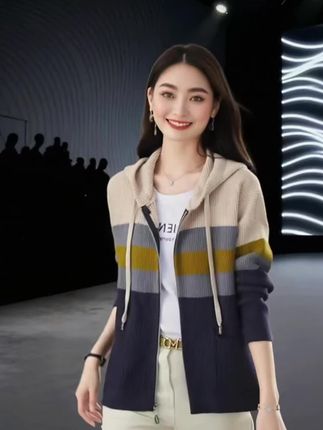#减龄显瘦穿搭 #百搭上衣 #春秋穿搭 #休闲减龄穿搭 #谁穿谁漂亮