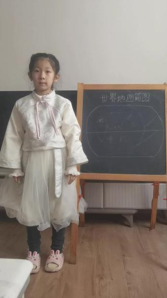 儿童手绘世界地图简图。