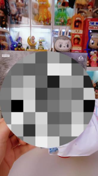 上新日❗️推盒机圆了个“半”梦⁉️ 本期开箱:
✅1001MOONS风的来意系列手办
✅HACIPUPU秘境物语系列MINI可动人偶
✅ θ SKULLPANDA熊叛叛毛绒公仔
✅ THE MONSTERS ✕三丽鸥家族系列搪胶毛绒挂件
#潮玩新品 #我的盲盒分享 #日常拆盲盒 #泡泡玛特 #推盒机