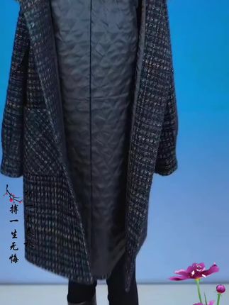 毛呢大衣秋冬气质减龄棉服外套女新款洋气休闲连帽风衣 #秋冬穿搭##穿出自信穿出美丽 #时尚潮流穿搭 #洋气减龄 #高级感穿搭 @DOU+好生意 @DOU+小助手 @抖加🔥上热门🔥dou+🔥热点宝 @抖音Dou+上热门 @DOU+上热门 @巨量千川