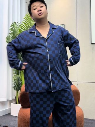 这个秋天胖兄弟居家就是要穿一套大码睡衣家居服才舒服得#胖子睡衣 #加肥加大码 #男士大码 #大码睡衣 #专注大码