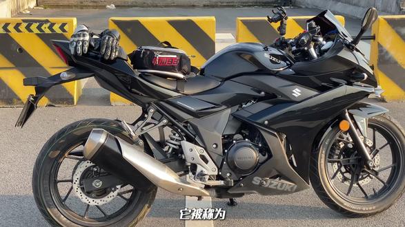 动力猛兽铃木GSX250X又是多少人青春的记忆呢?带你了解它的发展背景#摩托车#豪爵铃木#gsx250r#机车