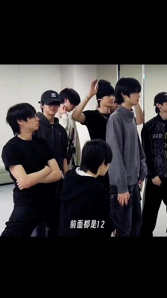 穆祉丞:“倒吧,摔了xxx负责。”
不是,表哥你何意味呀😼##橹穆 #杰丞 #lmp #豚馒