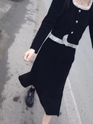 我连自己都猜不透,怎么敢奢望别人懂我,活到现在拿得起放得下的只有筷子,别说来日方长,挥手之间都是人走茶凉!#穿搭 #显瘦穿搭 #气质穿搭 #谁穿谁好看
