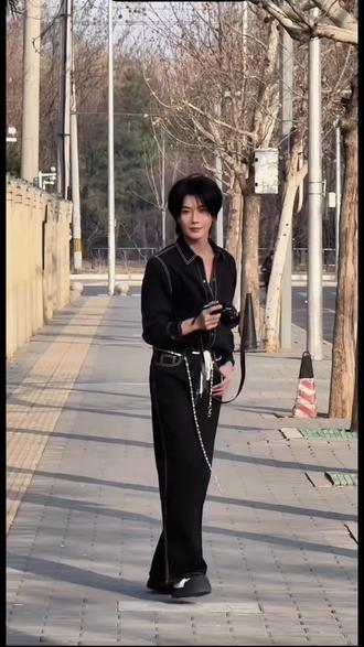 好喜欢他们这样的穿搭#云旗郝熠然